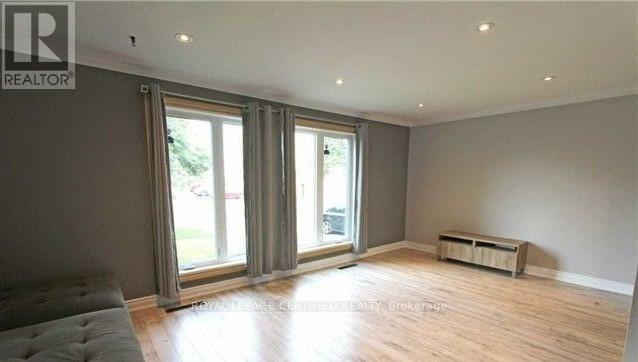 7 June Avenue, Brampton, Ontario  L6V 1W2 - Photo 3 - W12935246