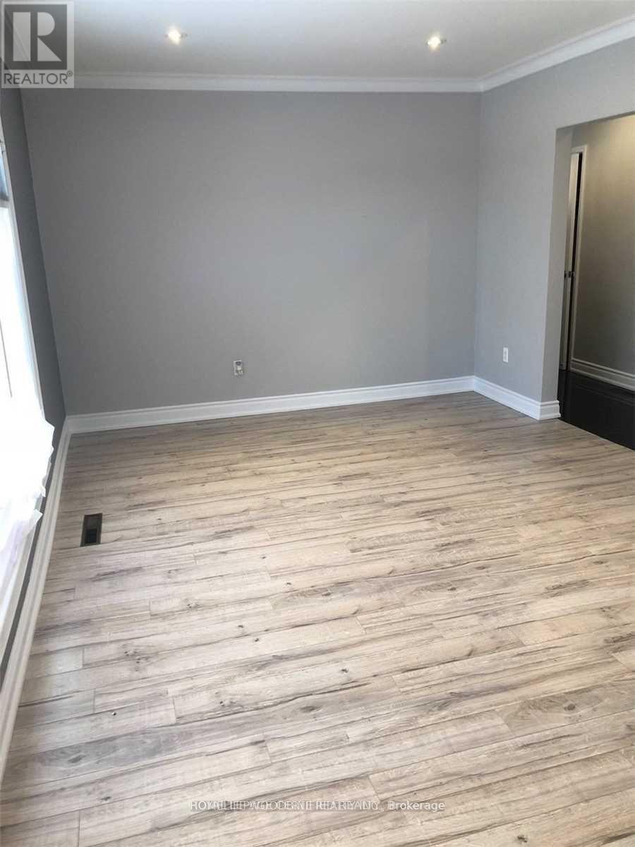 7 June Avenue, Brampton, Ontario  L6V 1W2 - Photo 11 - W12935258