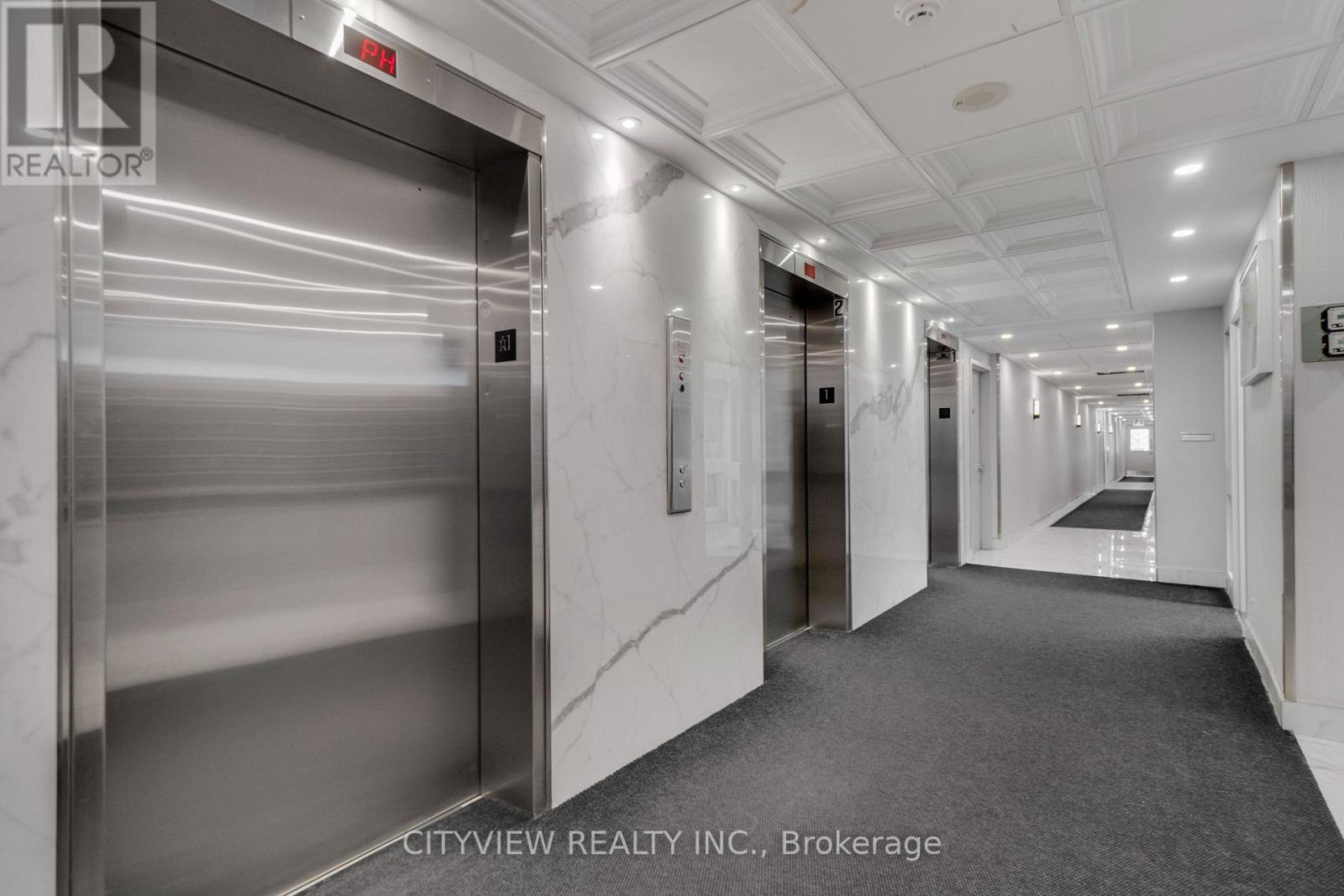 615 - 115 Hillcrest Avenue, Mississauga, Ontario  L5B 3Y9 - Photo 10 - W12935280