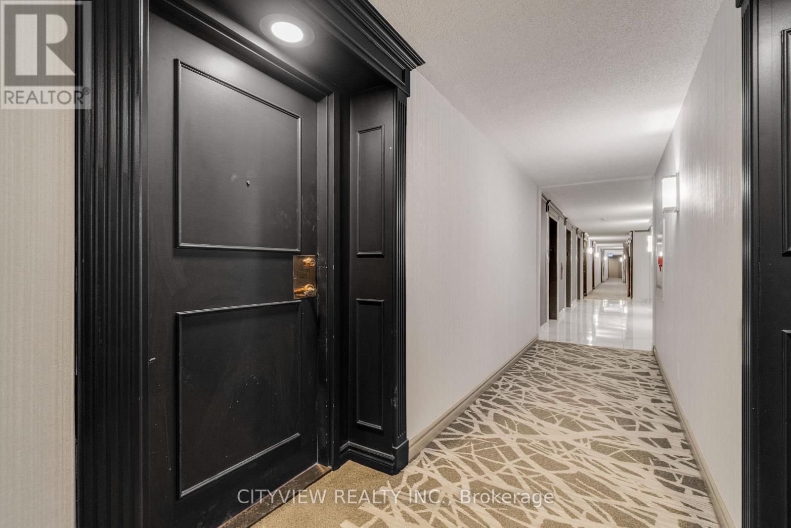 615 - 115 Hillcrest Avenue, Mississauga, Ontario  L5B 3Y9 - Photo 11 - W12935280