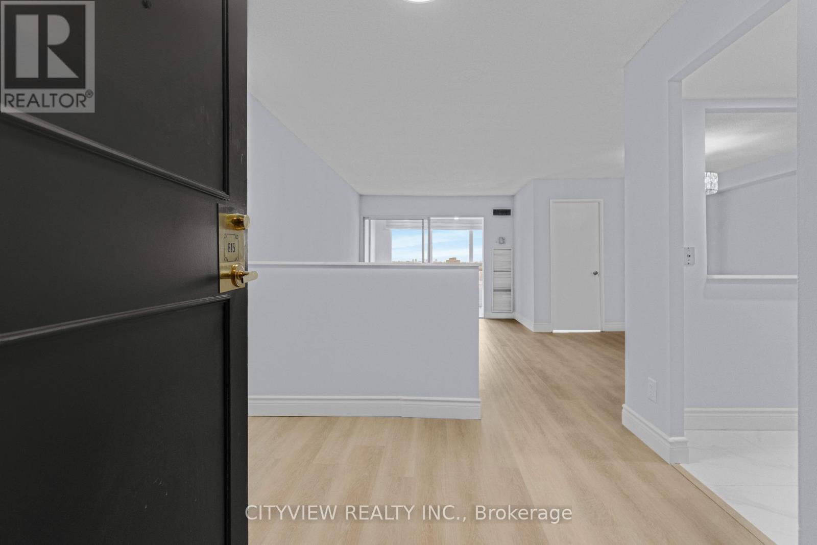 615 - 115 Hillcrest Avenue, Mississauga, Ontario  L5B 3Y9 - Photo 12 - W12935280