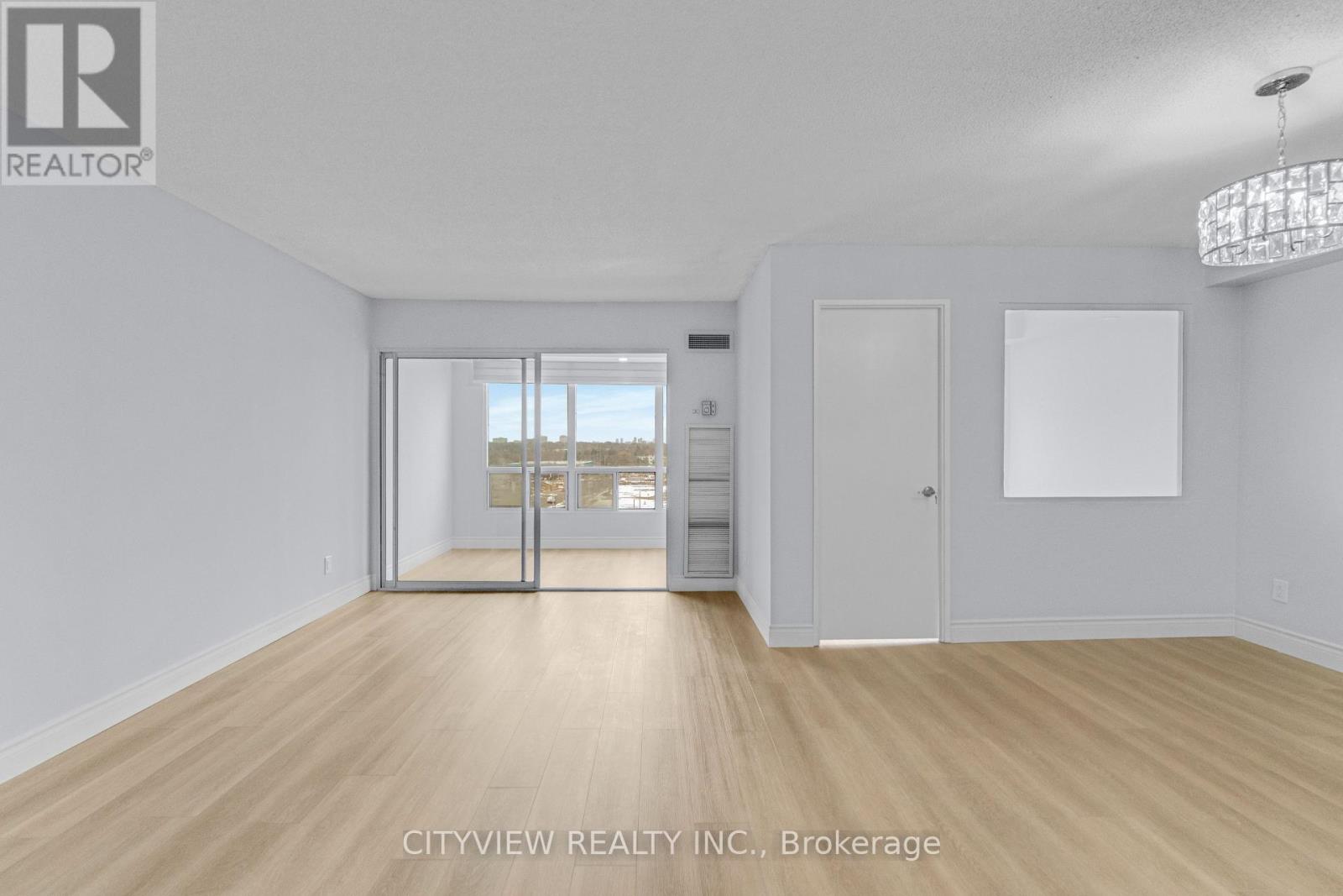 615 - 115 Hillcrest Avenue, Mississauga, Ontario  L5B 3Y9 - Photo 15 - W12935280