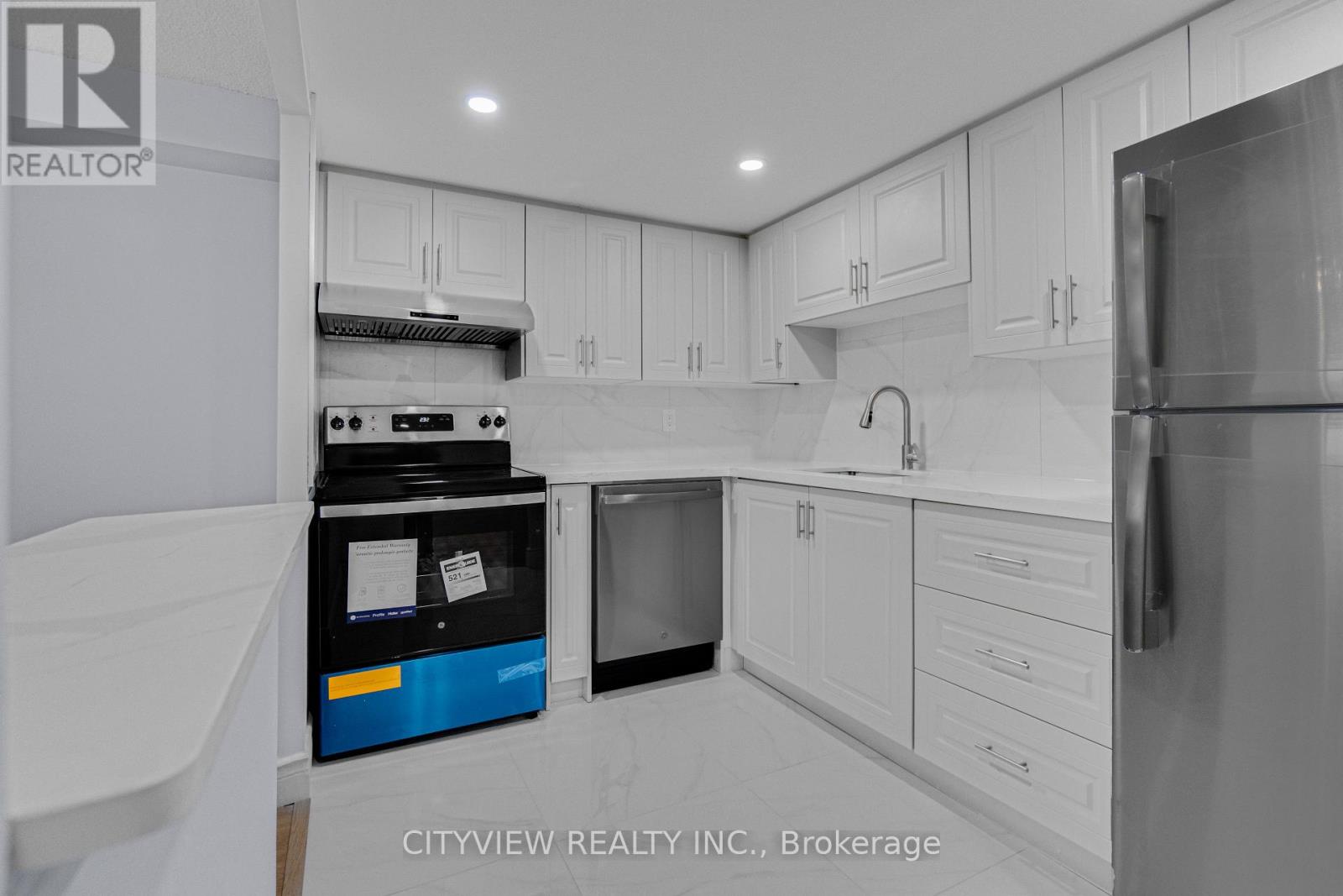 615 - 115 Hillcrest Avenue, Mississauga, Ontario  L5B 3Y9 - Photo 24 - W12935280