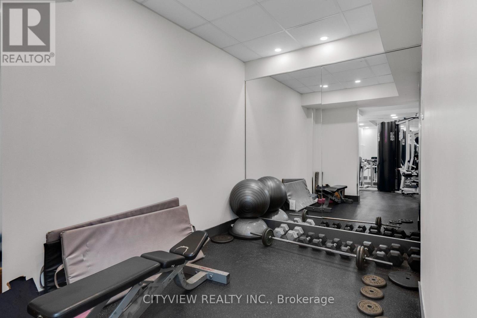 615 - 115 Hillcrest Avenue, Mississauga, Ontario  L5B 3Y9 - Photo 38 - W12935280