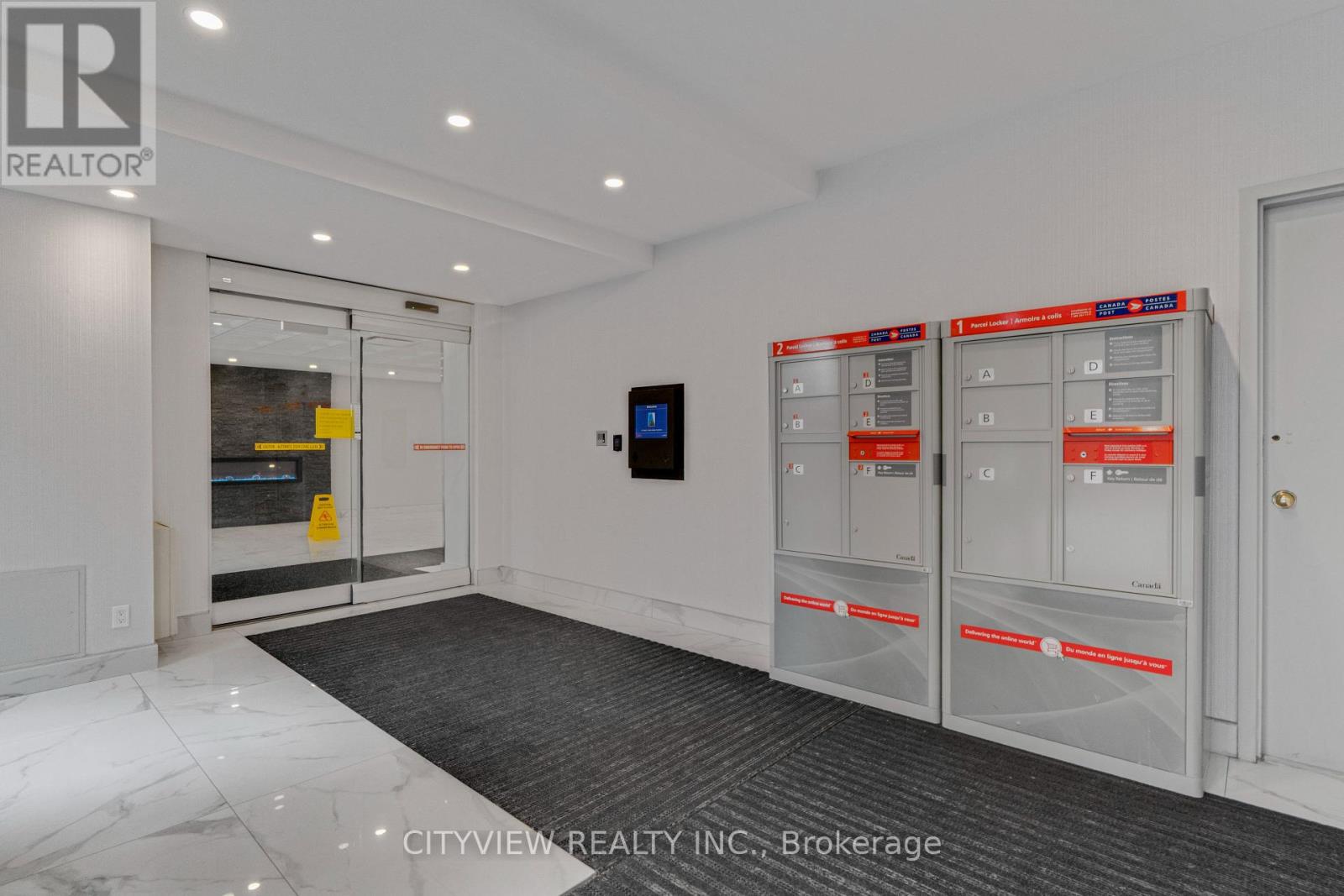 615 - 115 Hillcrest Avenue, Mississauga, Ontario  L5B 3Y9 - Photo 7 - W12935280