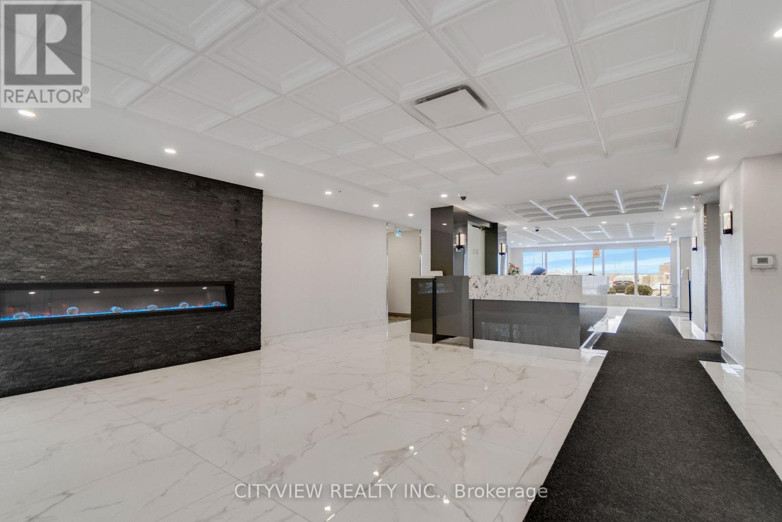 615 - 115 Hillcrest Avenue, Mississauga, Ontario  L5B 3Y9 - Photo 8 - W12935280