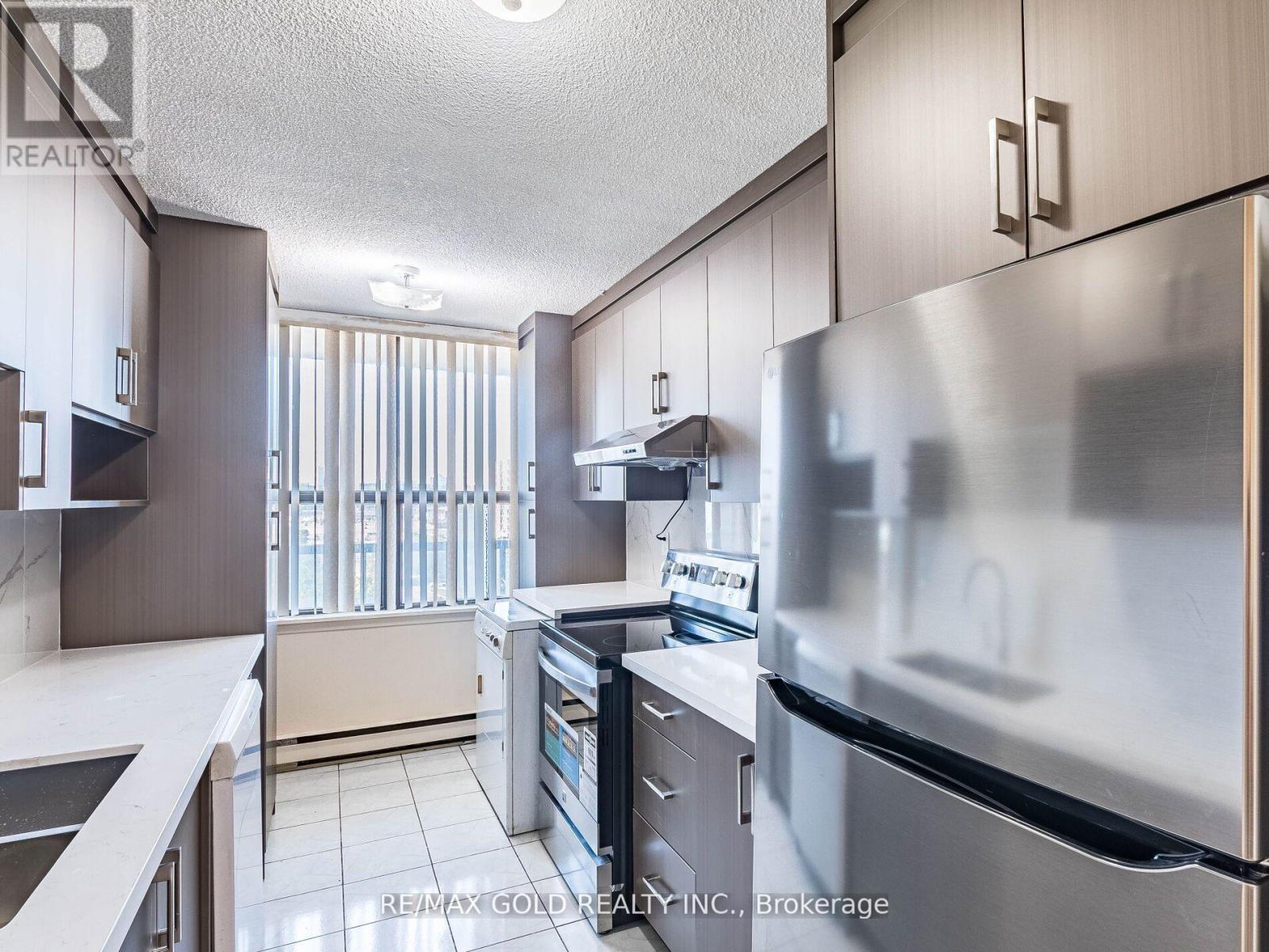 1010 - 17 Knightsbridge Road, Brampton, Ontario L6T 3X9 - Photo 20 - W12935286