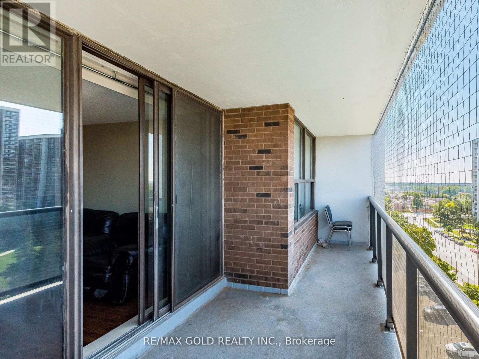 1010 - 17 Knightsbridge Road, Brampton, Ontario L6T 3X9 - Photo 45 - W12935286