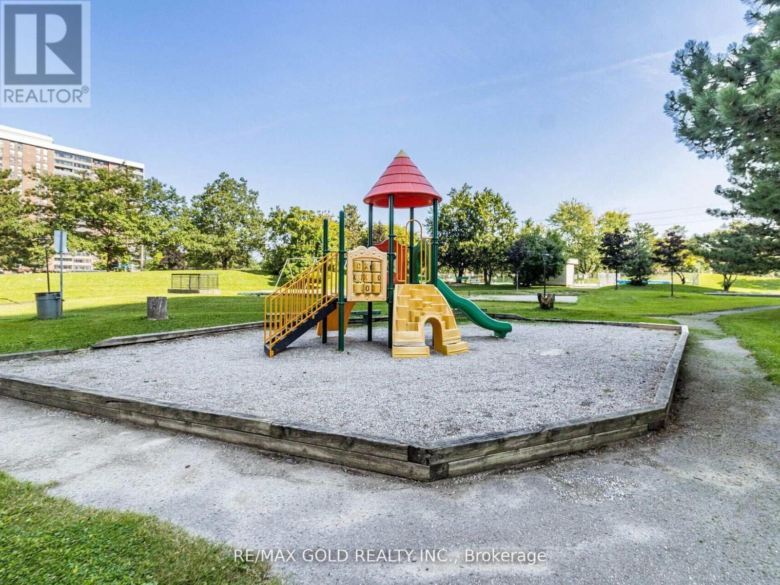 1010 - 17 Knightsbridge Road, Brampton, Ontario L6T 3X9 - Photo 46 - W12935286