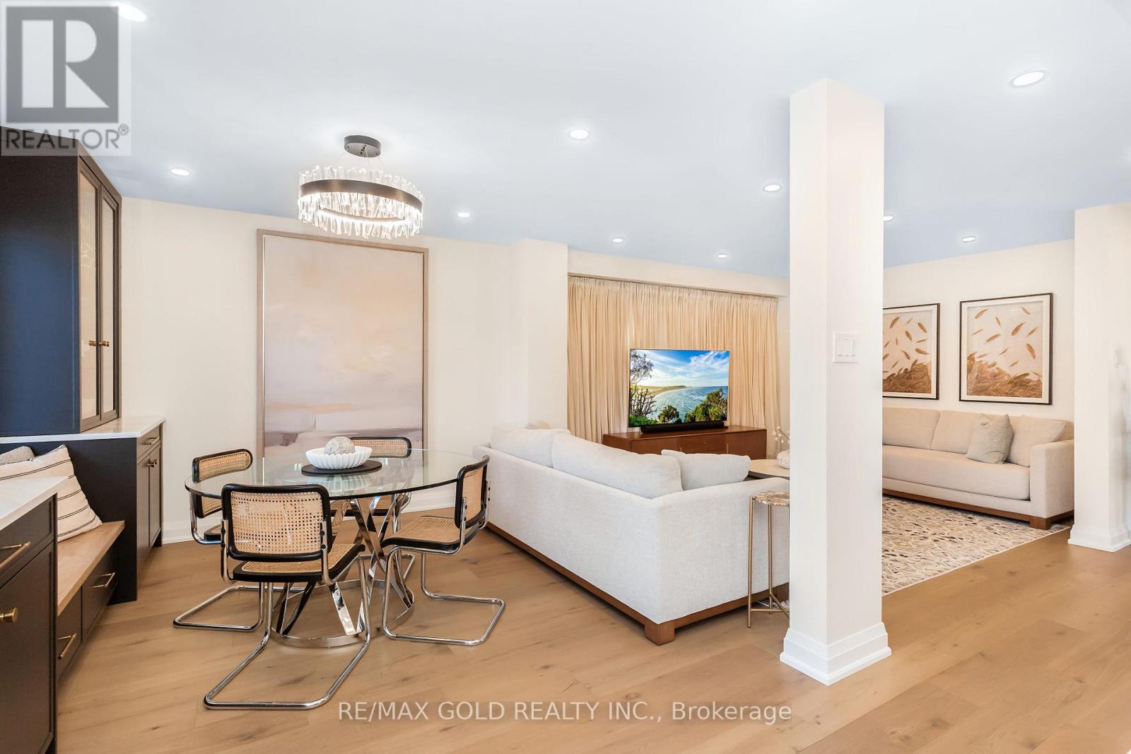 3243 Dovetail Mews, Mississauga, Ontario  L5L 5G8 - Photo 11 - W12935290