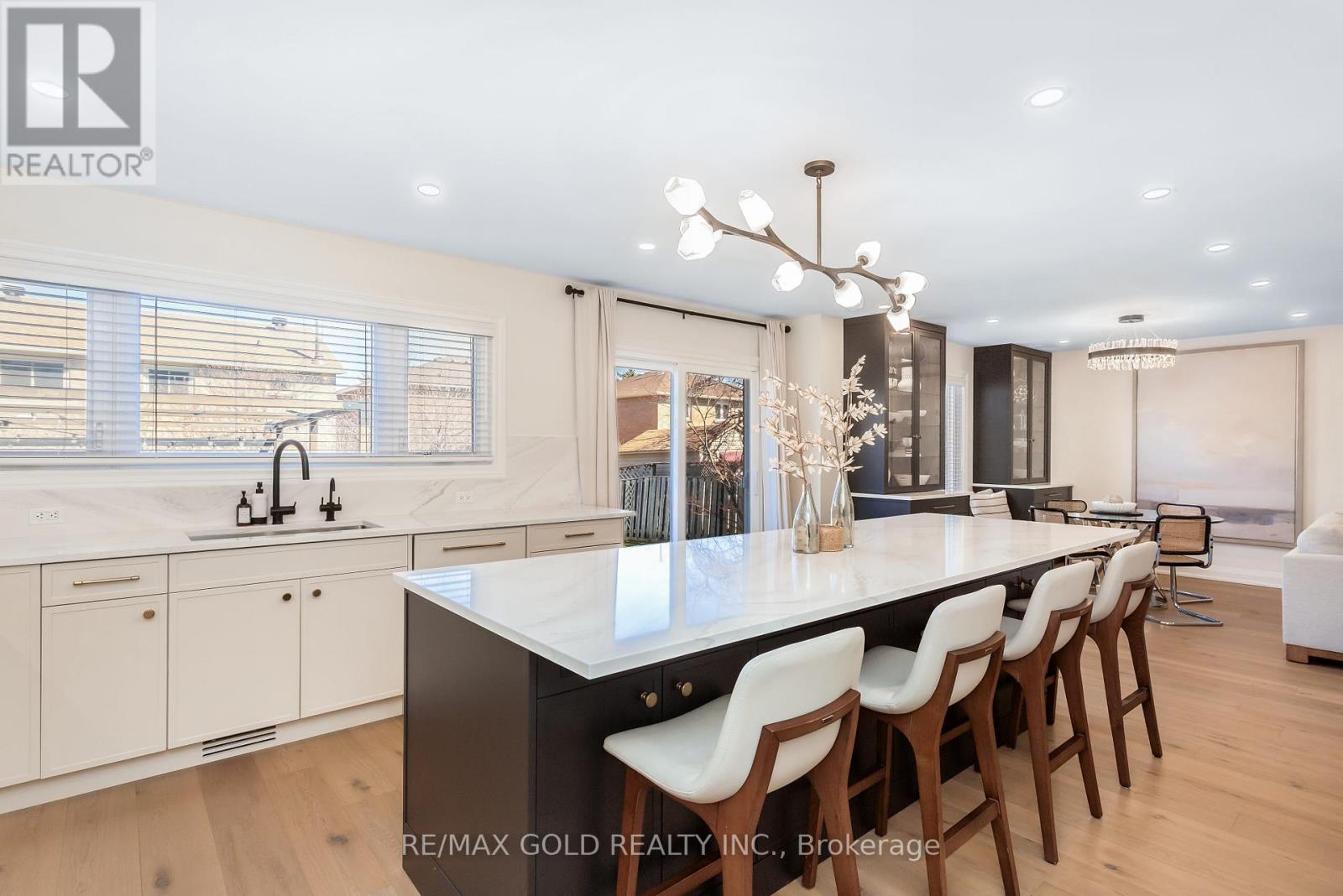 3243 Dovetail Mews, Mississauga, Ontario  L5L 5G8 - Photo 20 - W12935290