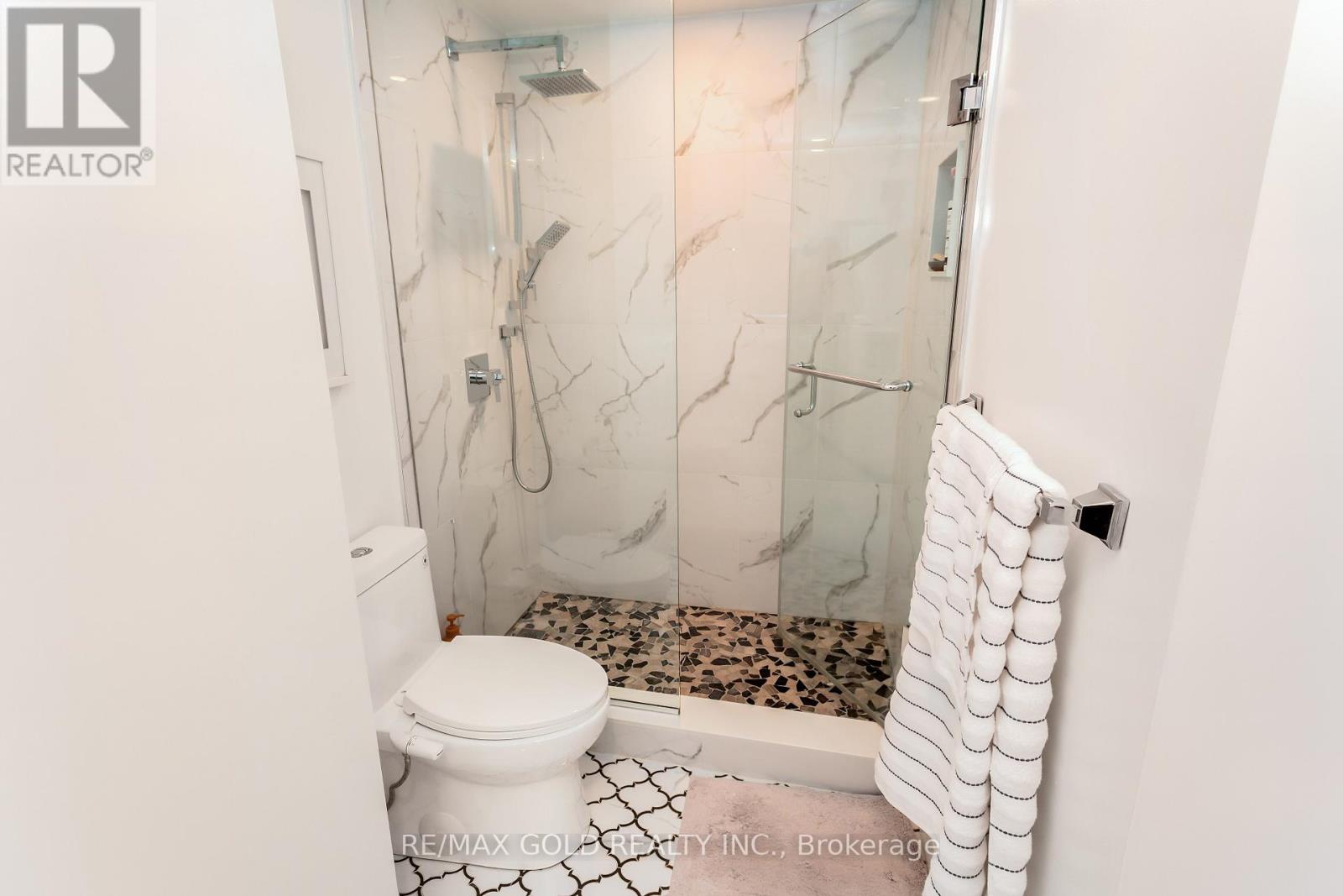 3243 Dovetail Mews, Mississauga, Ontario  L5L 5G8 - Photo 29 - W12935290