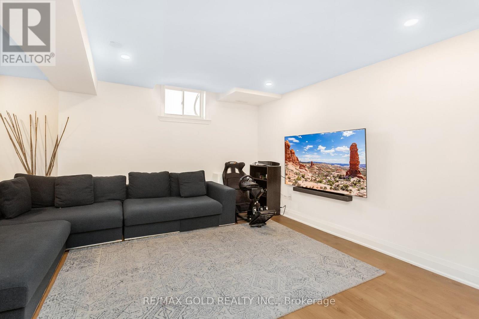 3243 Dovetail Mews, Mississauga, Ontario  L5L 5G8 - Photo 46 - W12935290