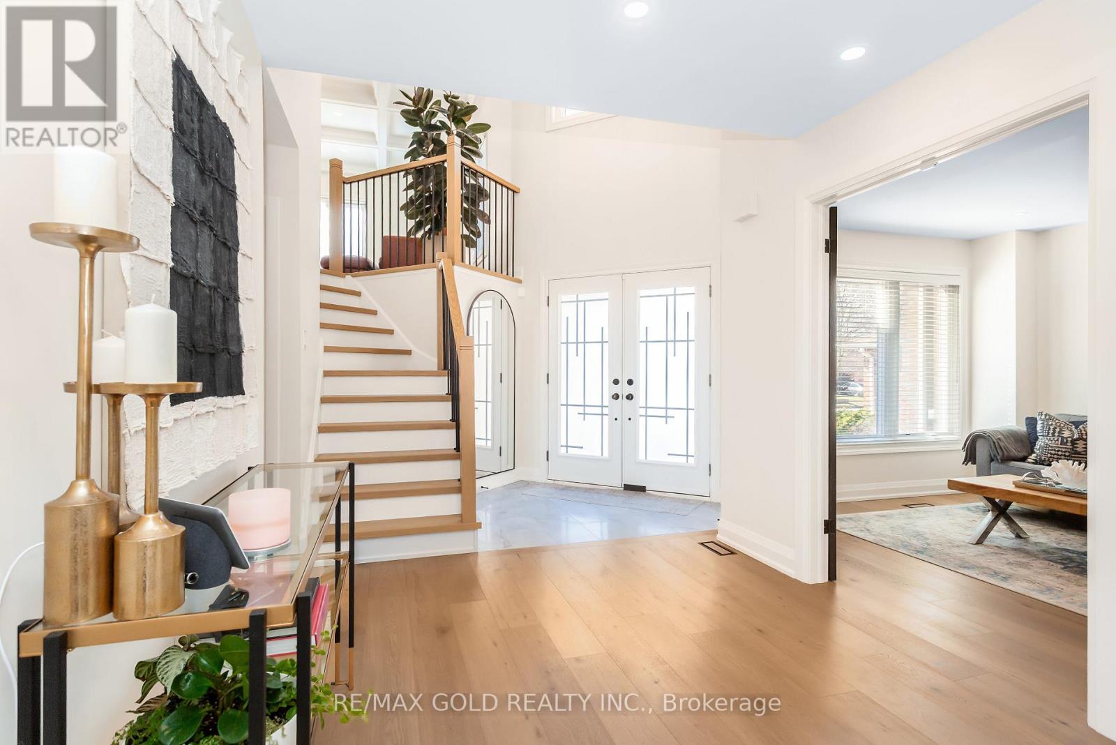 3243 Dovetail Mews, Mississauga, Ontario  L5L 5G8 - Photo 7 - W12935290