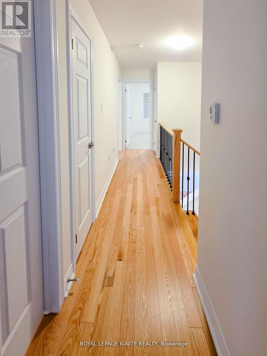 83 Claremont Drive, Brampton, Ontario  L6R 4E6 - Photo 35 - W12935304