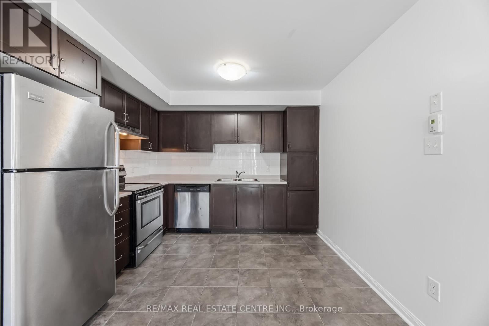 72 - 2891 Rio Court, Mississauga, Ontario  L5M 0S3 - Photo 11 - W12935364