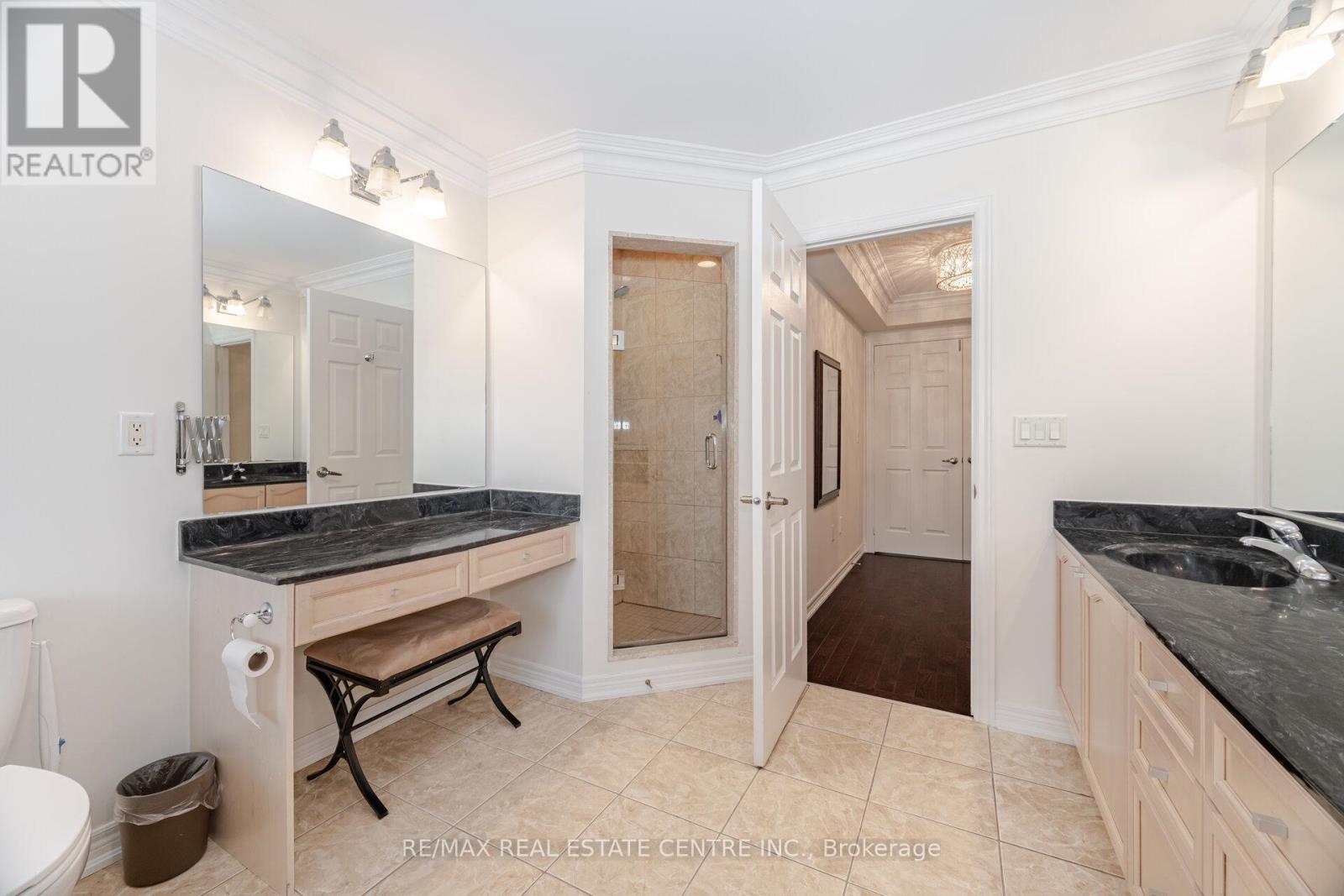 3401 Hideaway Place, Mississauga, Ontario  L5M 0A7 - Photo 28 - W12935374