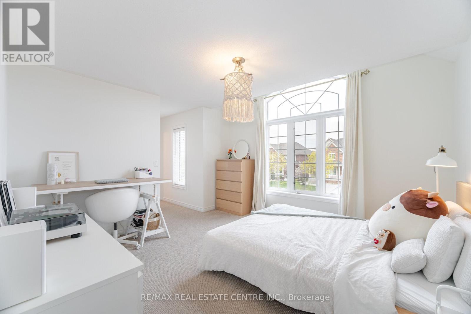 3401 Hideaway Place, Mississauga, Ontario  L5M 0A7 - Photo 30 - W12935374