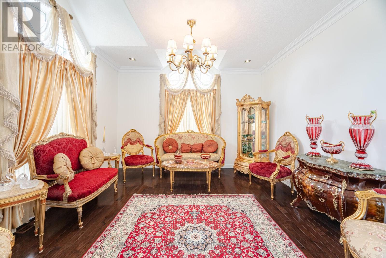 3401 Hideaway Place, Mississauga, Ontario  L5M 0A7 - Photo 9 - W12935374