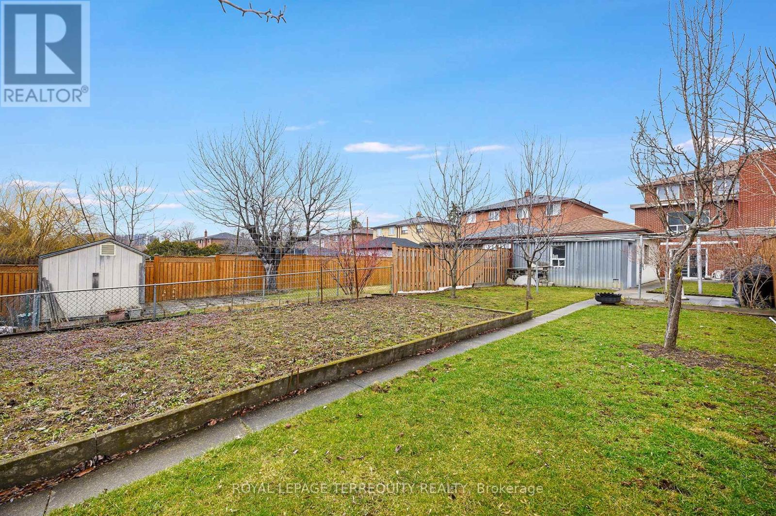 27 Gotham Court, Toronto, Ontario  M6M 2N9 - Photo 35 - W12935392