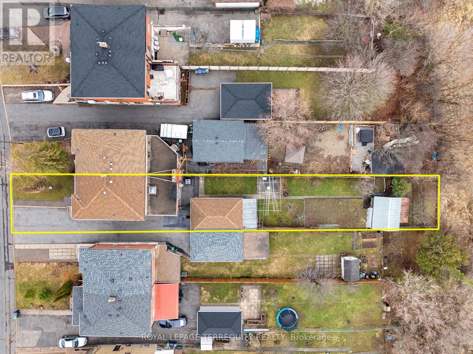 27 Gotham Court, Toronto, Ontario  M6M 2N9 - Photo 41 - W12935392