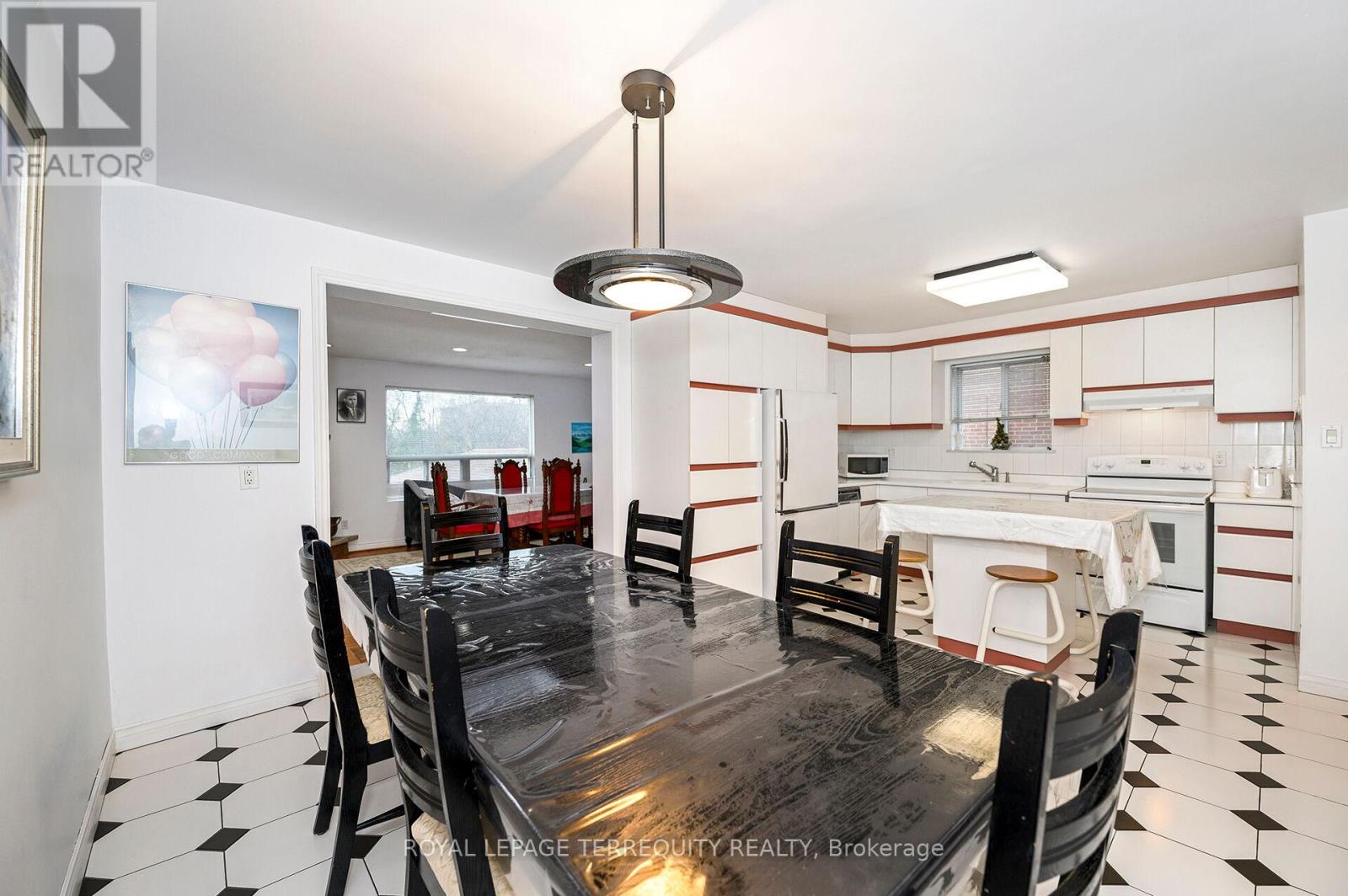 27 Gotham Court, Toronto, Ontario  M6M 2N9 - Photo 7 - W12935392