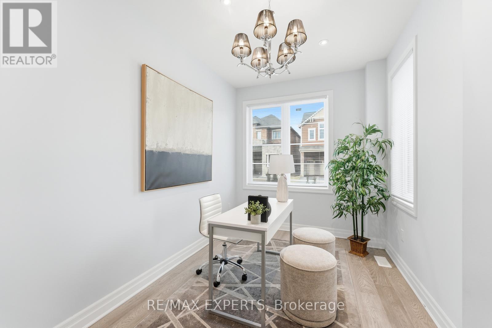 1254 Sweetfern Crescent, Milton, Ontario  L9E 1M1 - Photo 19 - W12935398