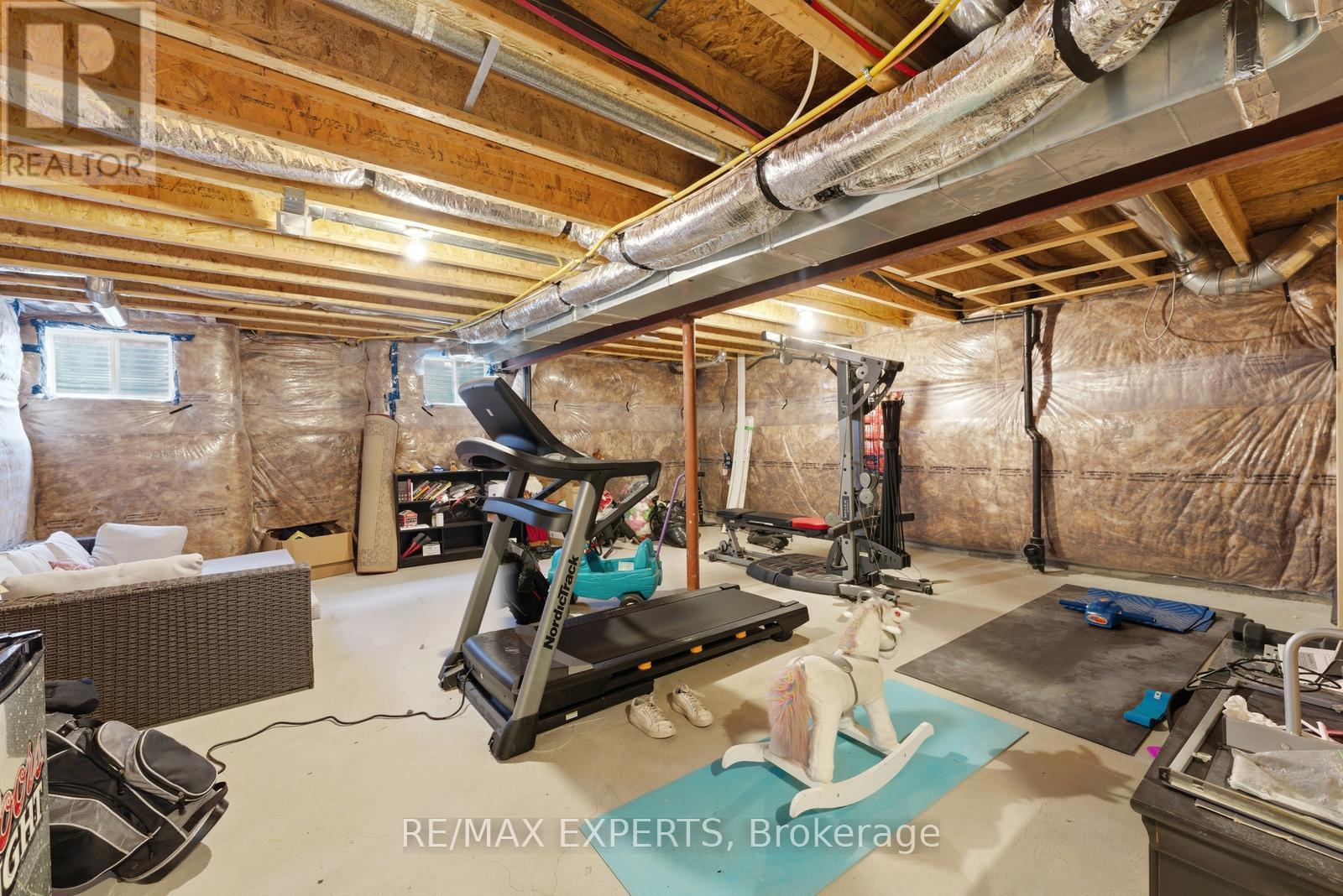 1254 Sweetfern Crescent, Milton, Ontario  L9E 1M1 - Photo 33 - W12935398