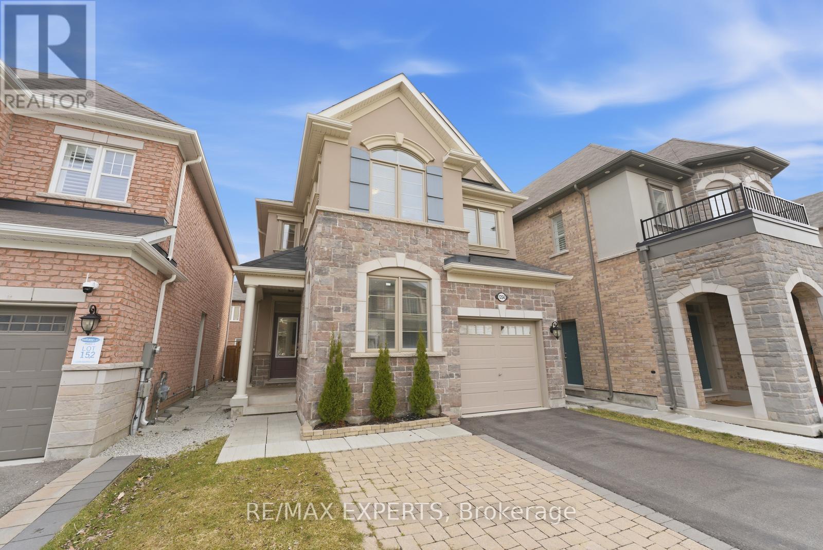 1254 Sweetfern Crescent, Milton, Ontario  L9E 1M1 - Photo 4 - W12935398
