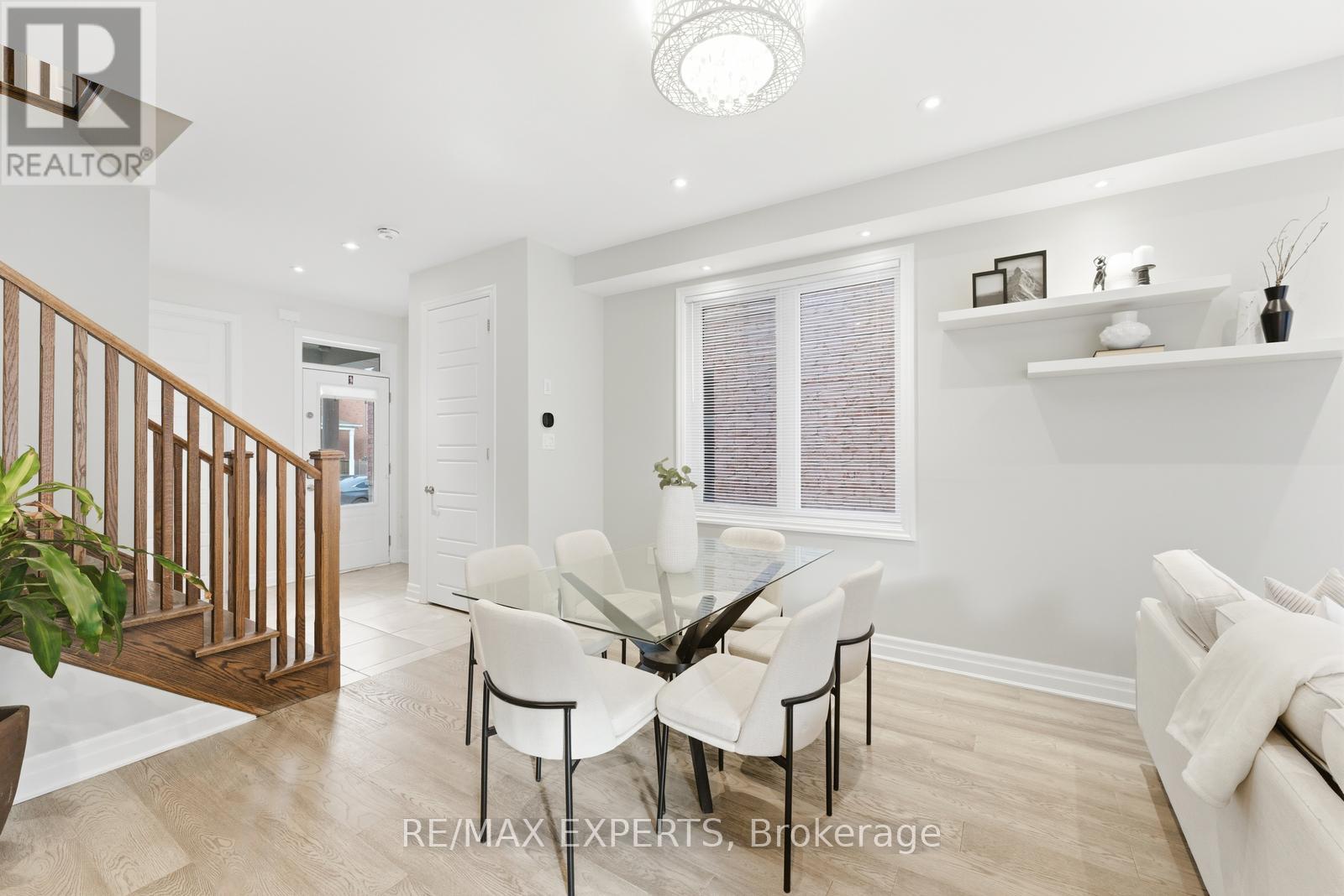 1254 Sweetfern Crescent, Milton, Ontario  L9E 1M1 - Photo 8 - W12935398