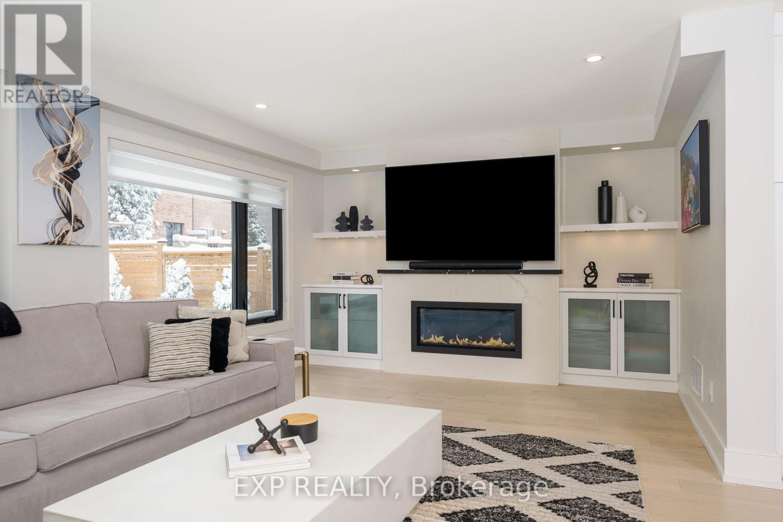 1279 Winterbourne Drive, Oakville, Ontario  L6J 7E4 - Photo 20 - W12935412