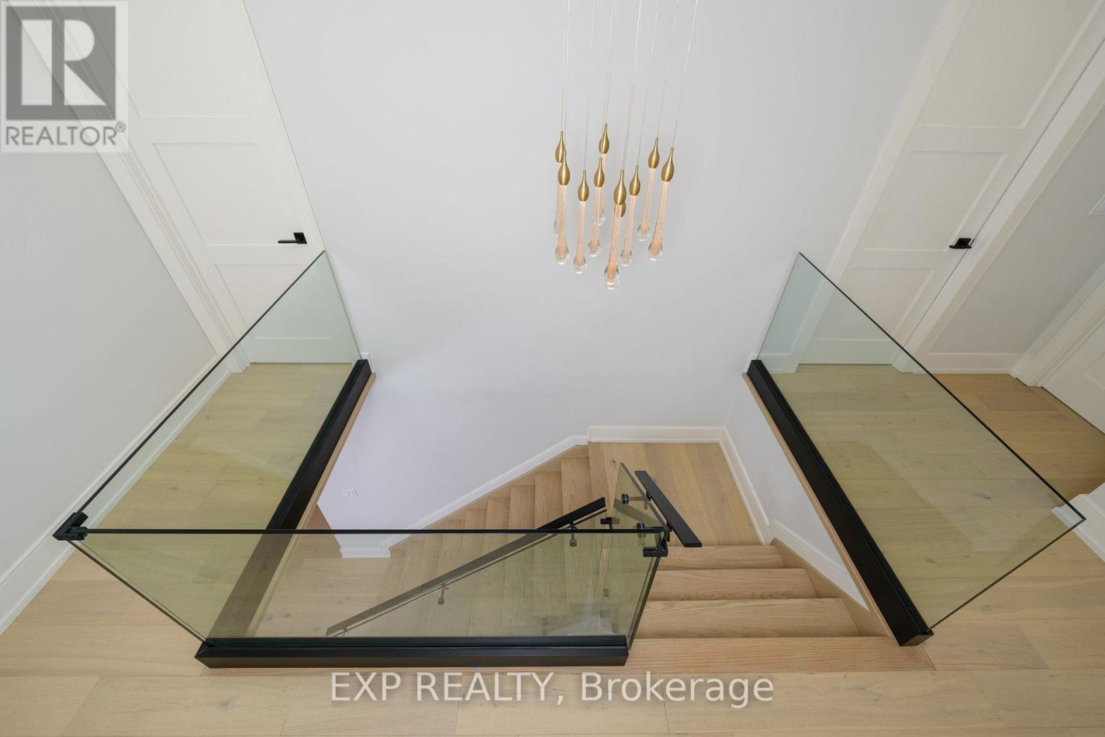 1279 Winterbourne Drive, Oakville, Ontario  L6J 7E4 - Photo 22 - W12935412