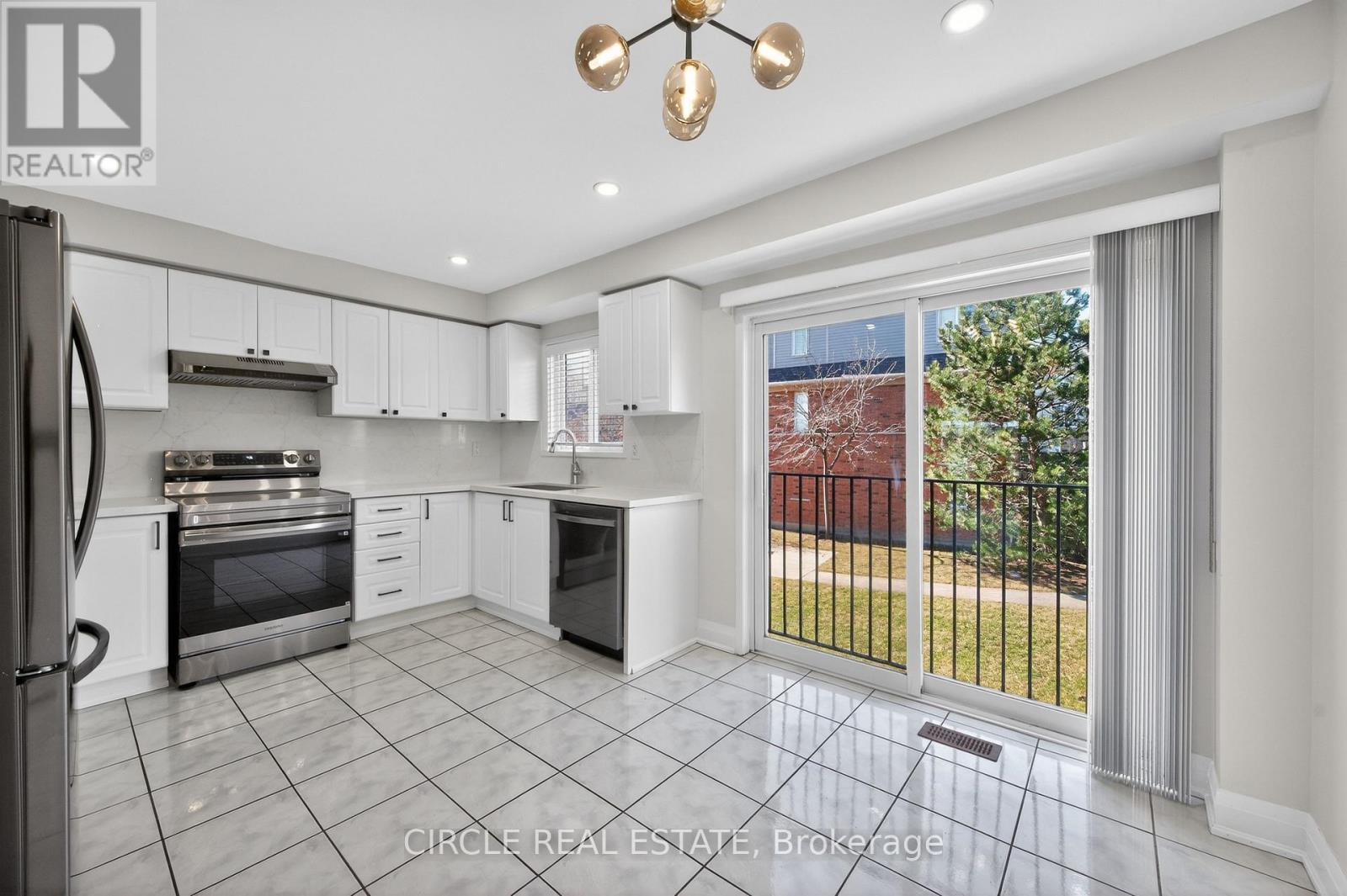 4 - 4950 Albina Way, Mississauga, Ontario  L4Z 4J6 - Photo 5 - W12935454