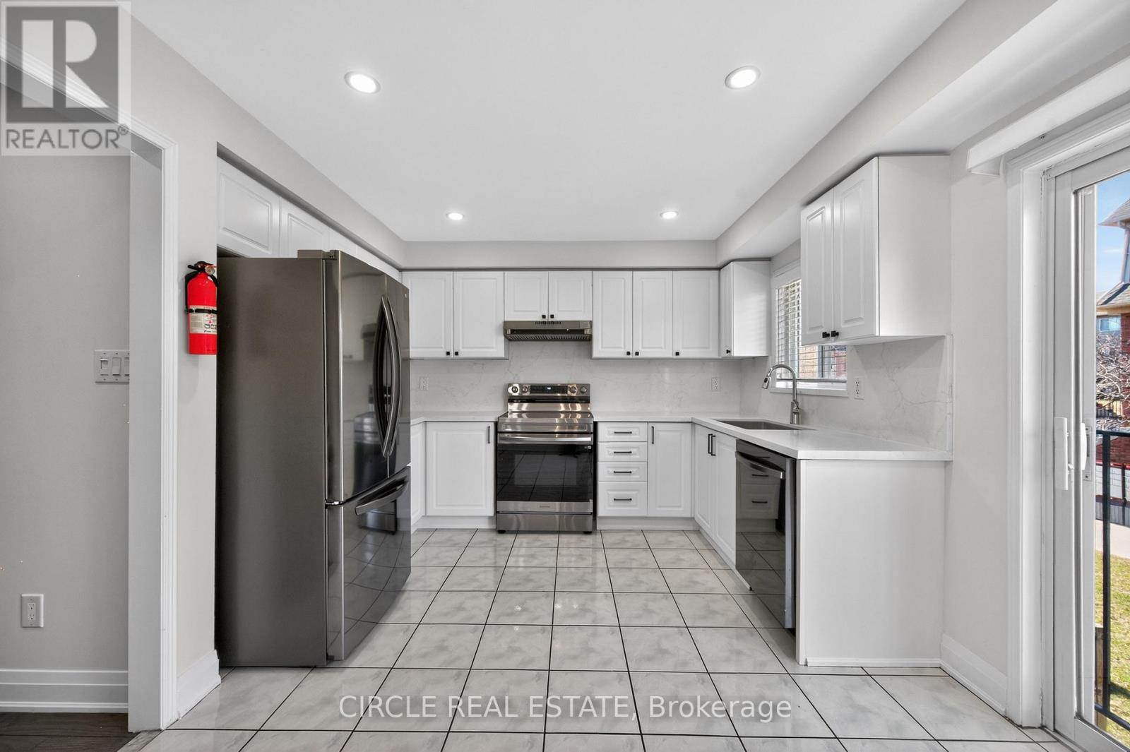 4 - 4950 Albina Way, Mississauga, Ontario  L4Z 4J6 - Photo 6 - W12935454