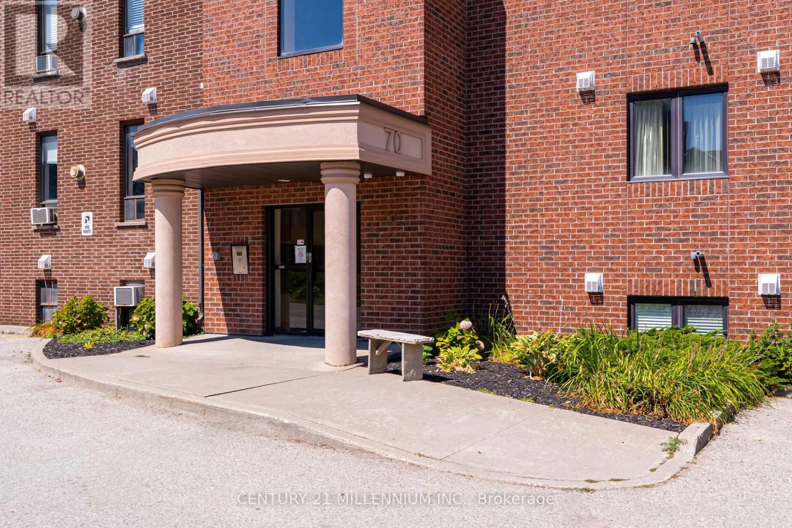 206 - 70 First Street, Orangeville, Ontario  L9W 2E5 - Photo 2 - W12935470