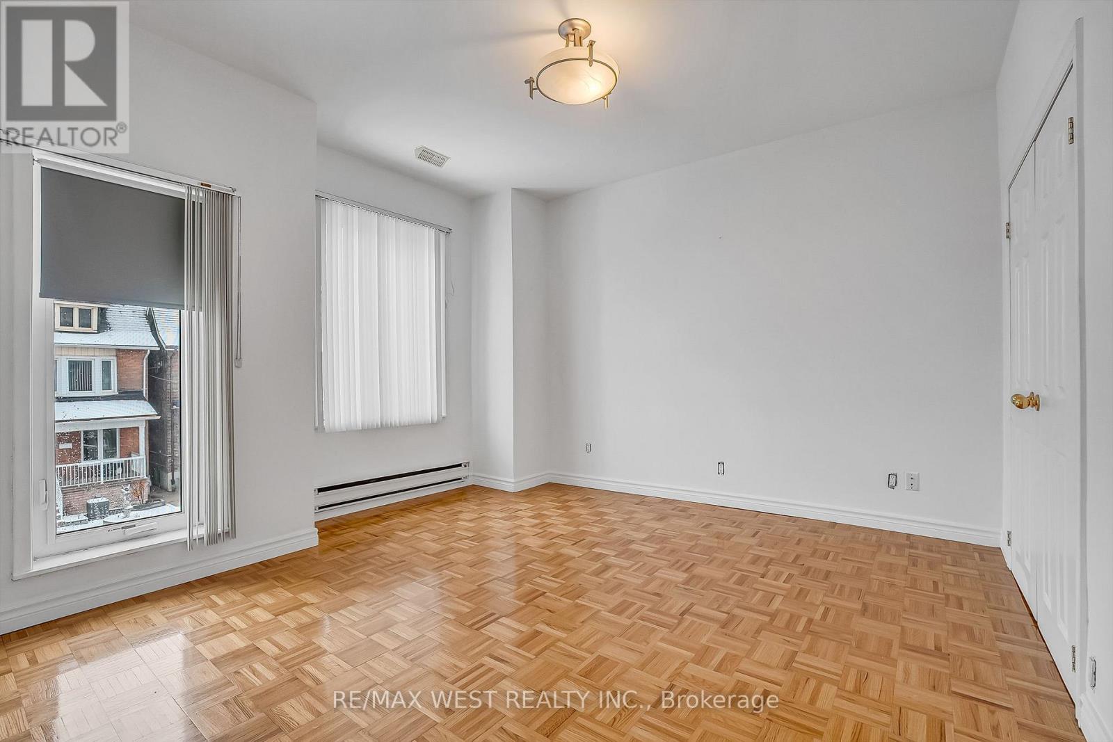 472 Symington Avenue, Toronto, Ontario  M6N 2W5 - Photo 37 - W12935520