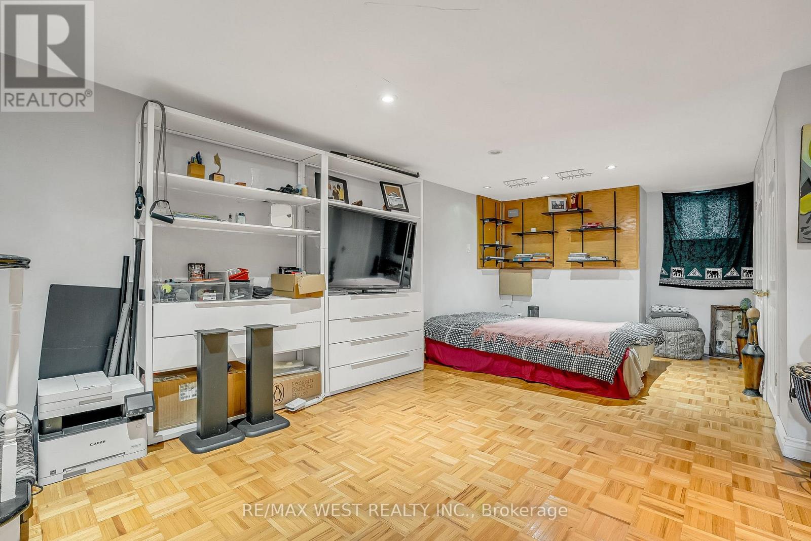 472 Symington Avenue, Toronto, Ontario  M6N 2W5 - Photo 4 - W12935520