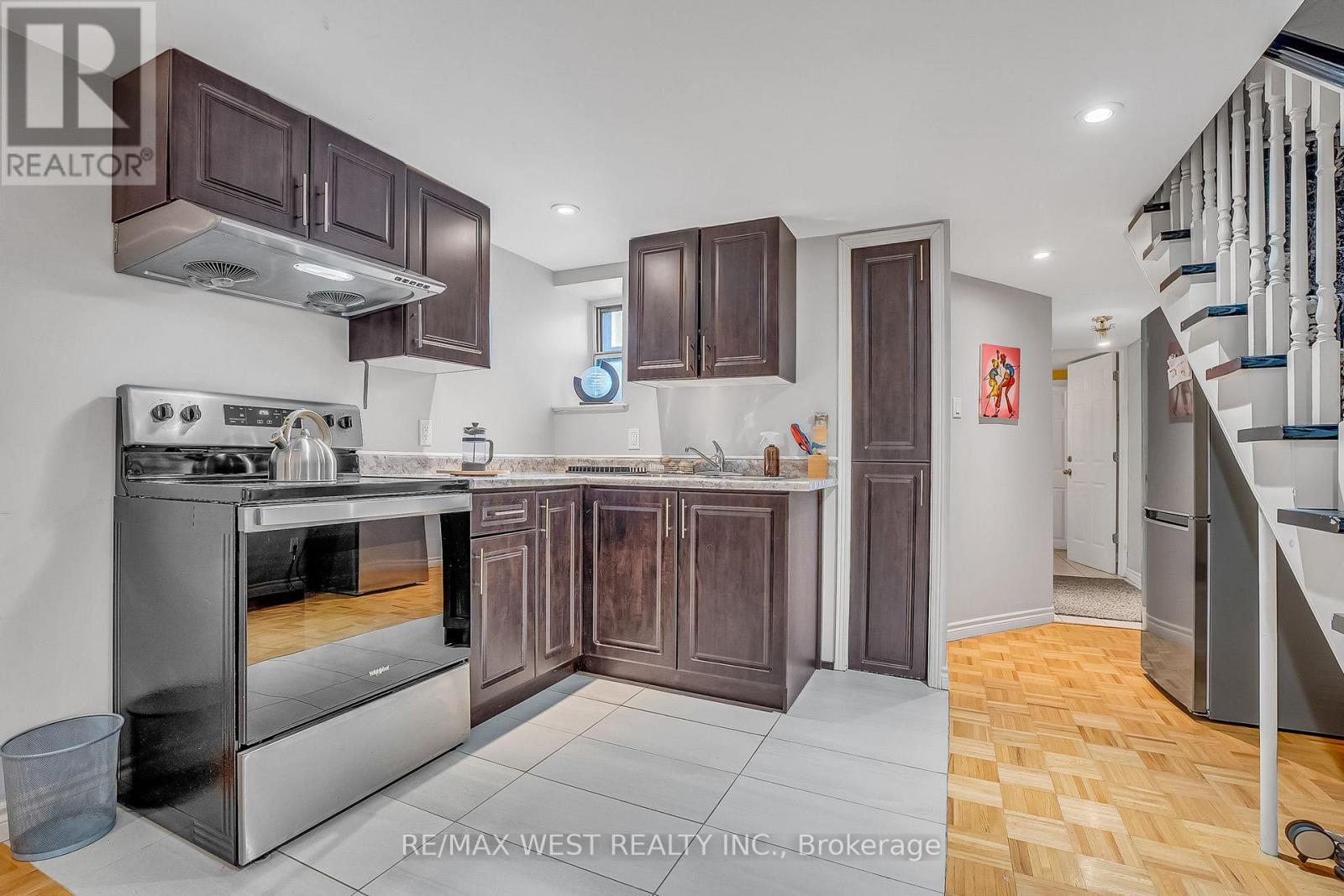 472 Symington Avenue, Toronto, Ontario  M6N 2W5 - Photo 7 - W12935520