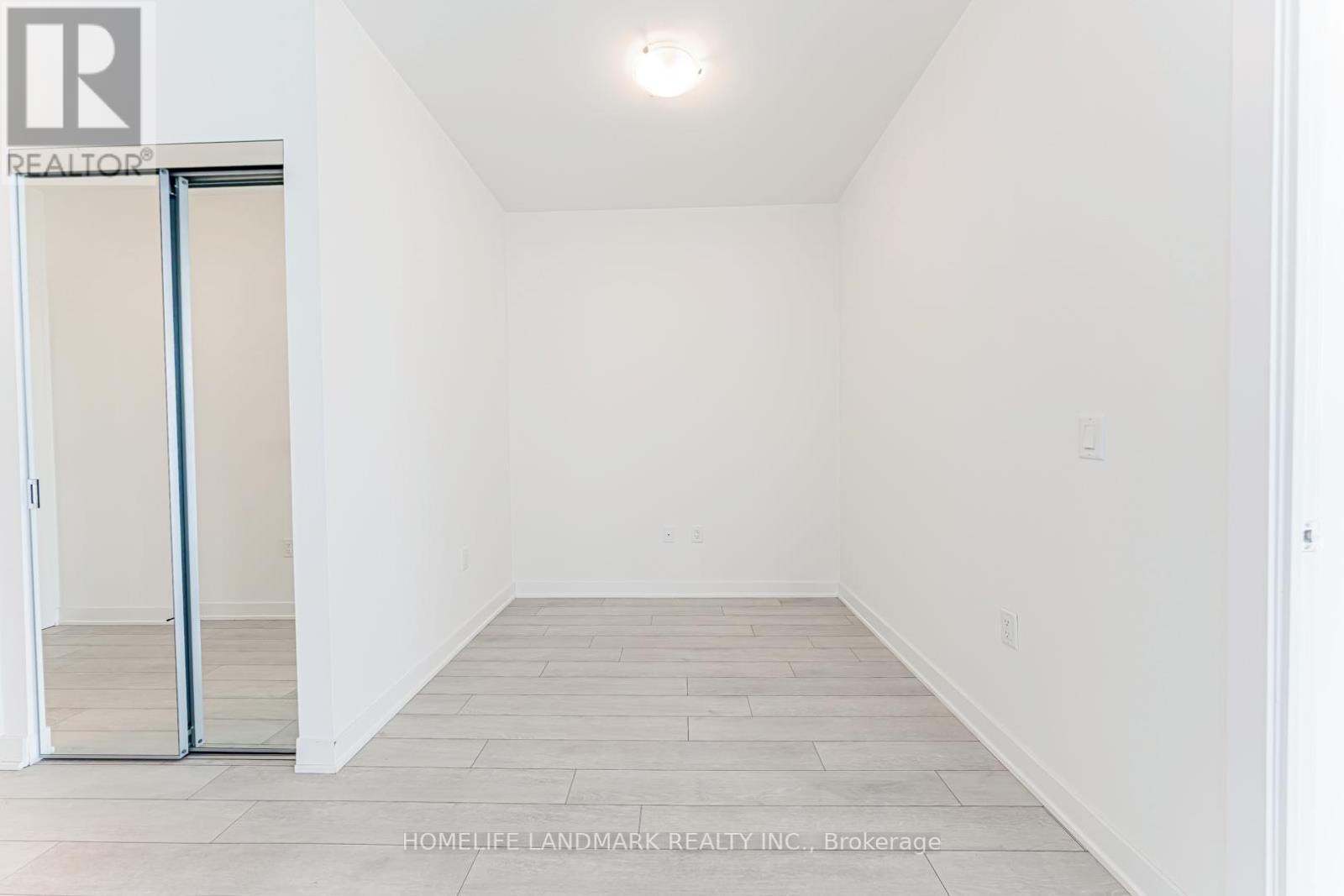 2202 - 4655 Metcalfe Avenue, Mississauga, Ontario  L5M 0Z7 - Photo 11 - W12935546