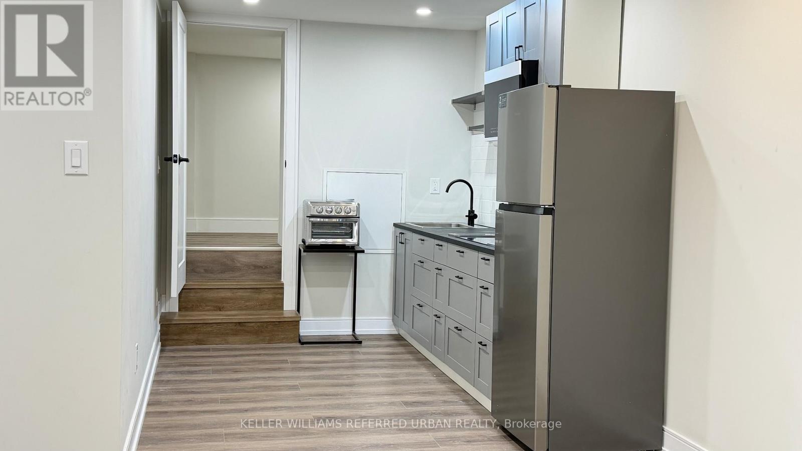 Basement - 63 Wallington Avenue, Toronto, Ontario M4C 2N2 - Photo 17 - E12773800