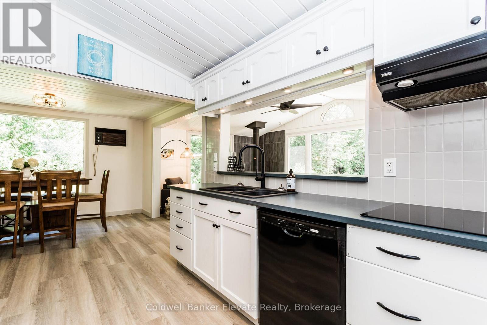 102 Cape Chin North Road, Northern Bruce Peninsula, Ontario  N0H 1W0 - Photo 15 - X12935206