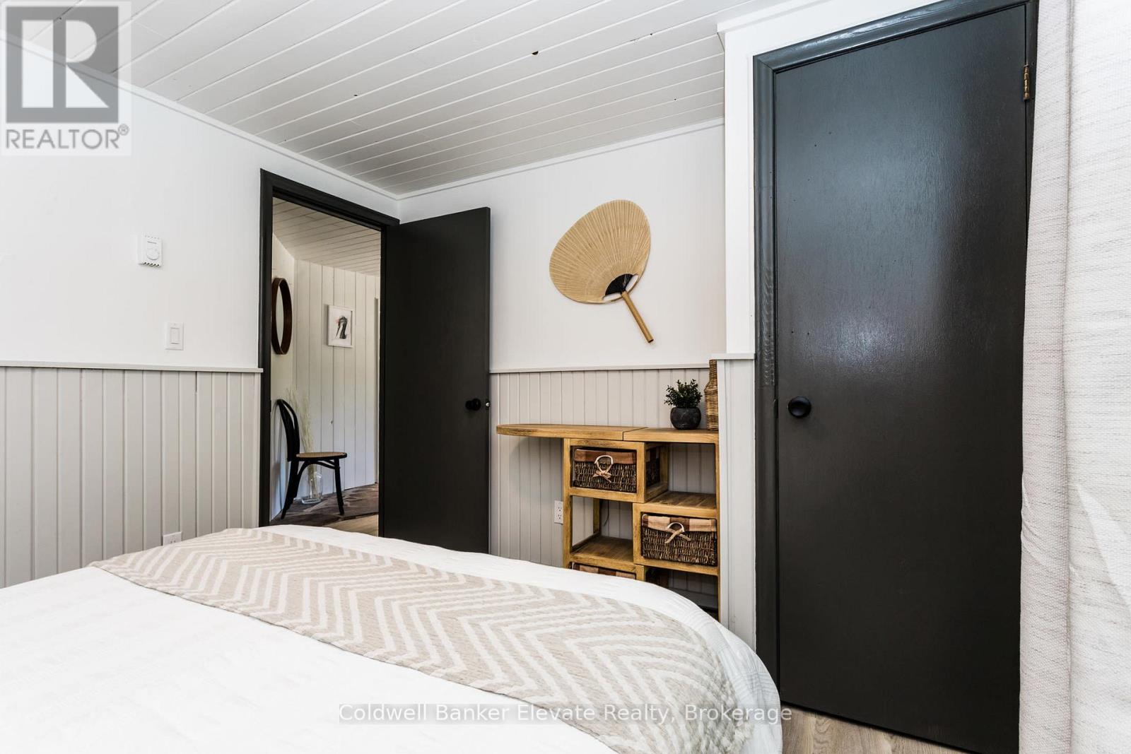 102 Cape Chin North Road, Northern Bruce Peninsula, Ontario  N0H 1W0 - Photo 21 - X12935206