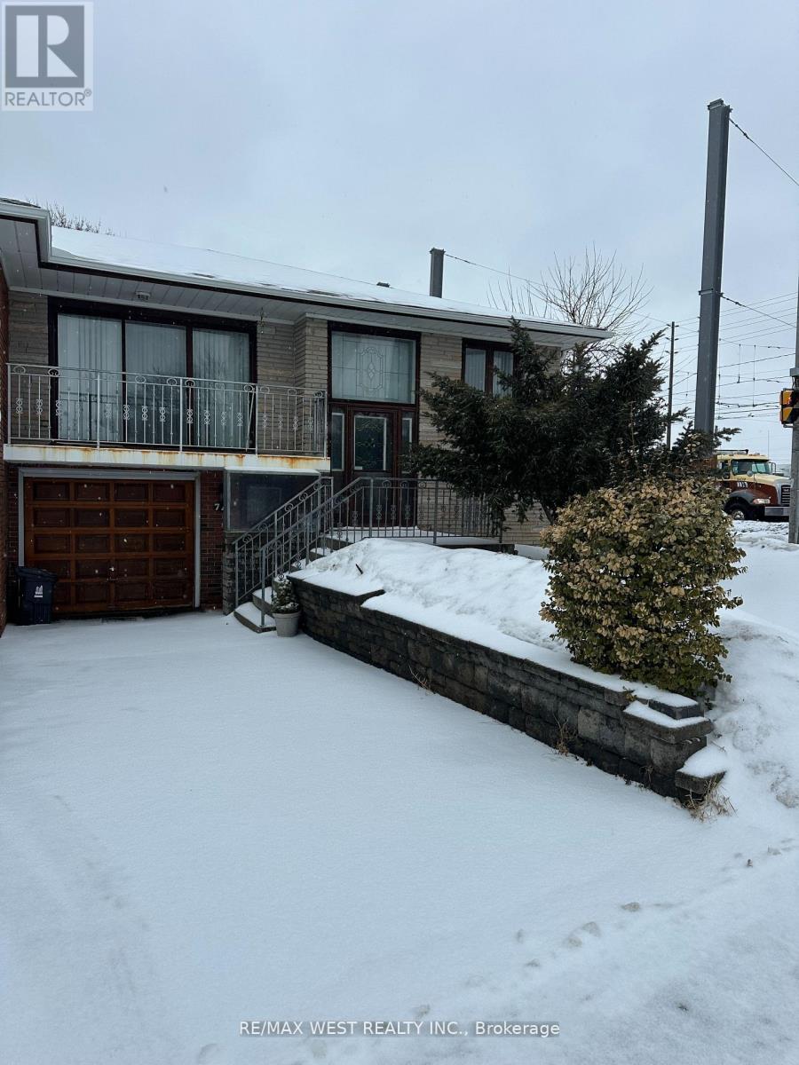 74 Elana Drive, Toronto, Ontario  M3N 2C2 - Photo 2 - W12935538
