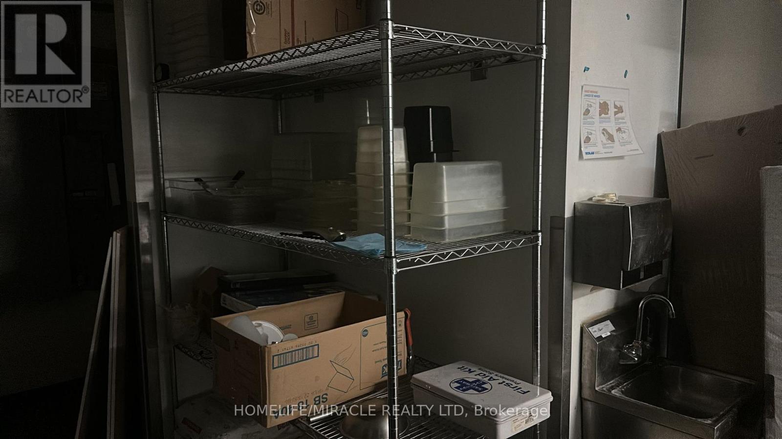 B9 - 668 Erb Street, Waterloo, Ontario  N2T 2Z7 - Photo 18 - X12935298