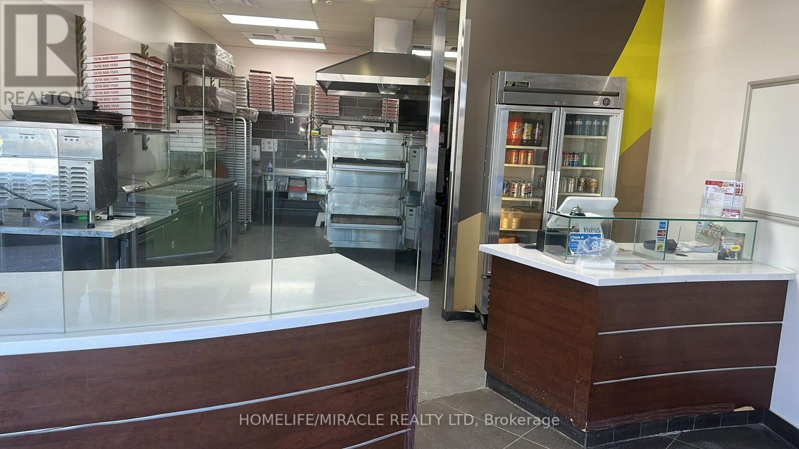 B9 - 668 Erb Street, Waterloo, Ontario  N2T 2Z7 - Photo 3 - X12935298