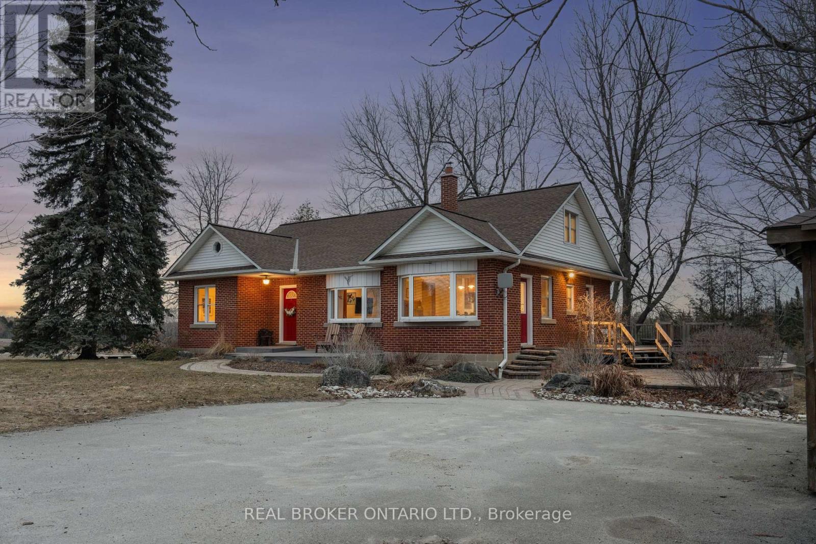 5099 First Line, Erin, Ontario  L7J 2L9 - Photo 6 - X12935320