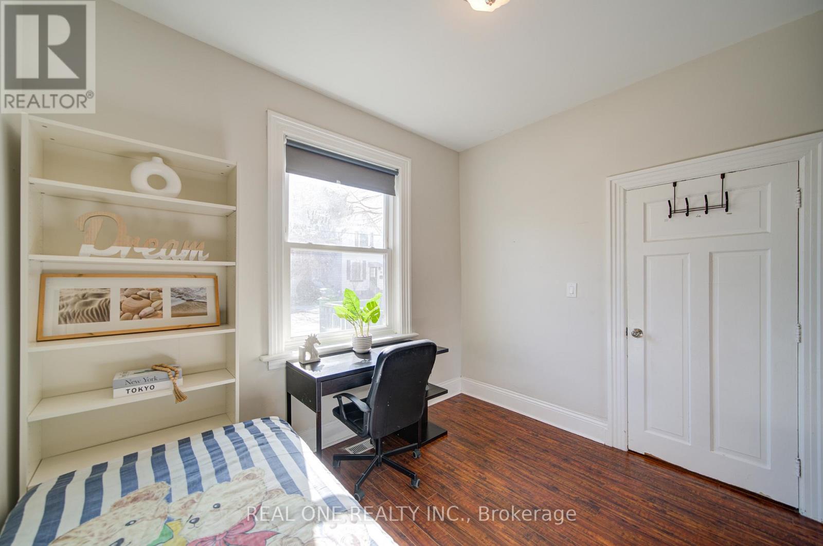 102 Royal Avenue, Hamilton, Ontario  L8S 2C6 - Photo 19 - X12935410