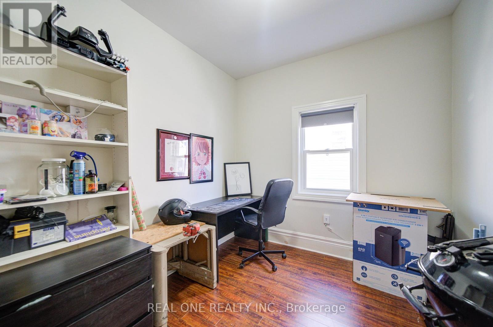 102 Royal Avenue, Hamilton, Ontario  L8S 2C6 - Photo 20 - X12935410