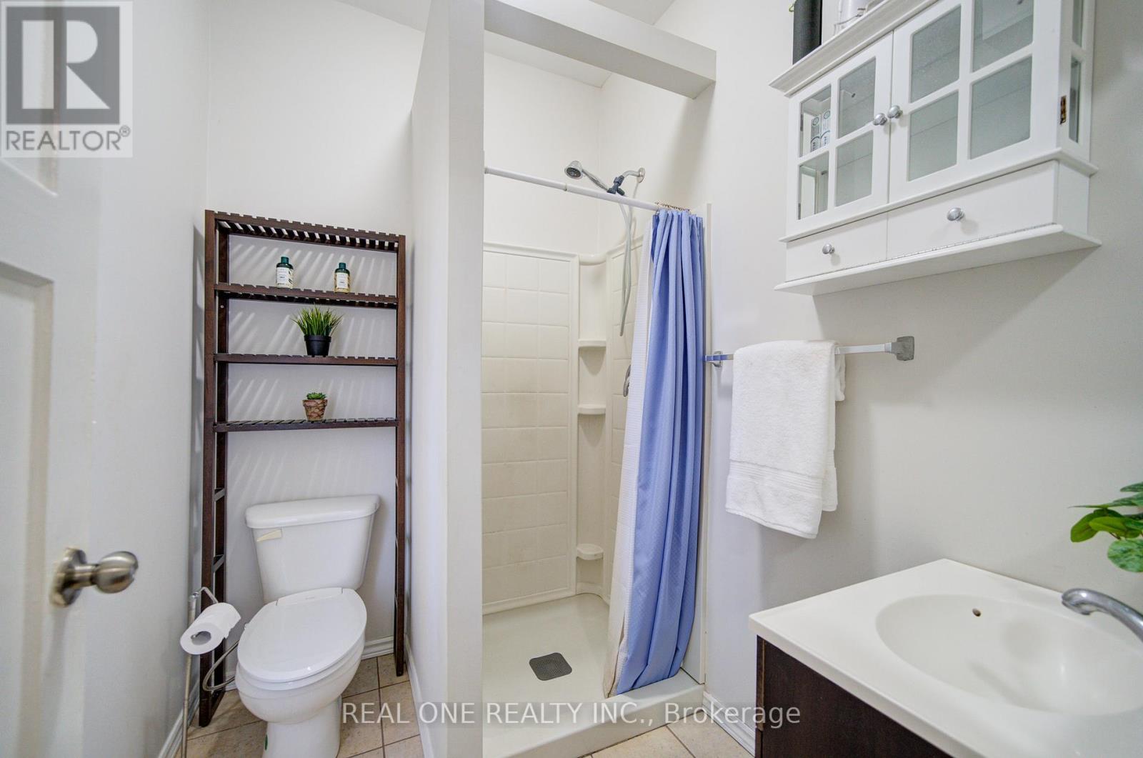 102 Royal Avenue, Hamilton, Ontario  L8S 2C6 - Photo 24 - X12935410