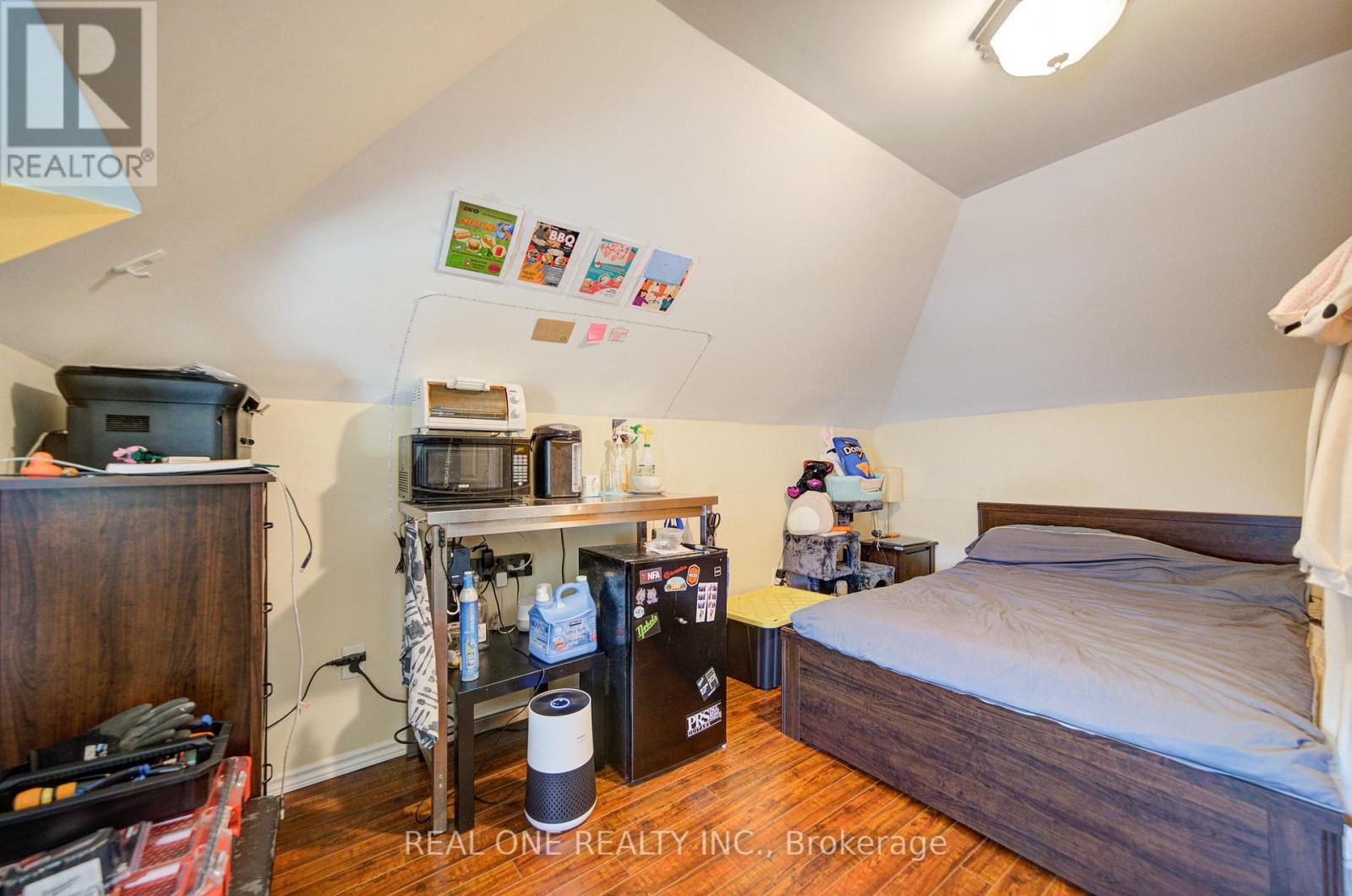 102 Royal Avenue, Hamilton, Ontario  L8S 2C6 - Photo 29 - X12935410